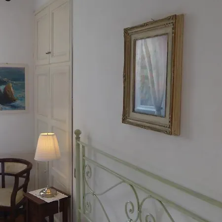 Monica Монтероссо-аль-Маре