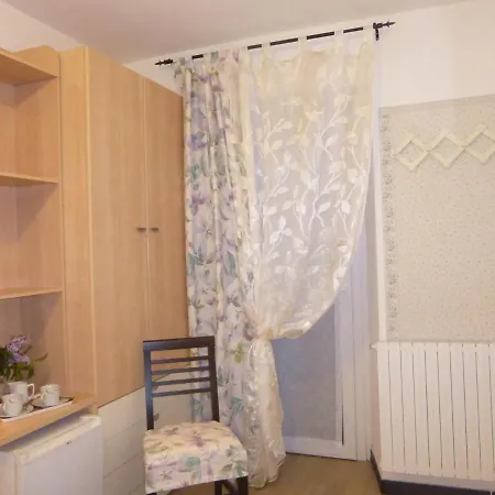 Гостевой дом Monica Монтероссо-аль-Маре