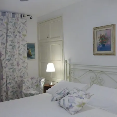 Monica 4* Монтероссо-аль-Маре