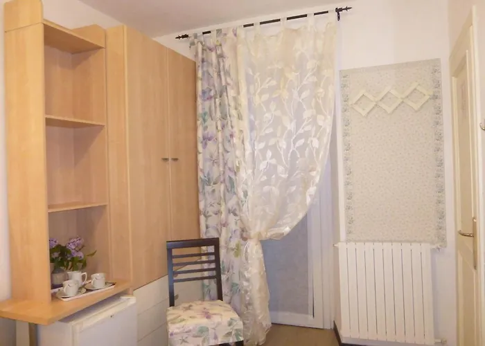 게스트하우스 Monica 몬테로소 알 마레